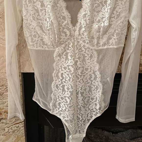 white body suit - Picture 3 of 4